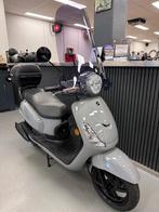 Sym Fiddle 2 Brom Nardo Grey E5 45KM BJ 2024 Scherm Koffer, Fietsen en Brommers, Scooters | SYM, Ophalen, Maximaal 45 km/u, Zo goed als nieuw