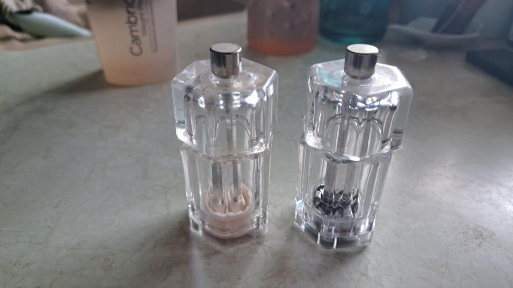 Peper en zout molen kunststof, Ophalen, Overige materialen, Minder dan 25 cm