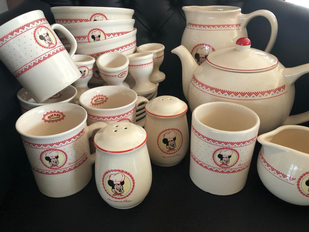 31 Delig Disney servies met Mickey Mouse opdruk, Ophalen, Mickey Mouse, Gebruikt, Servies