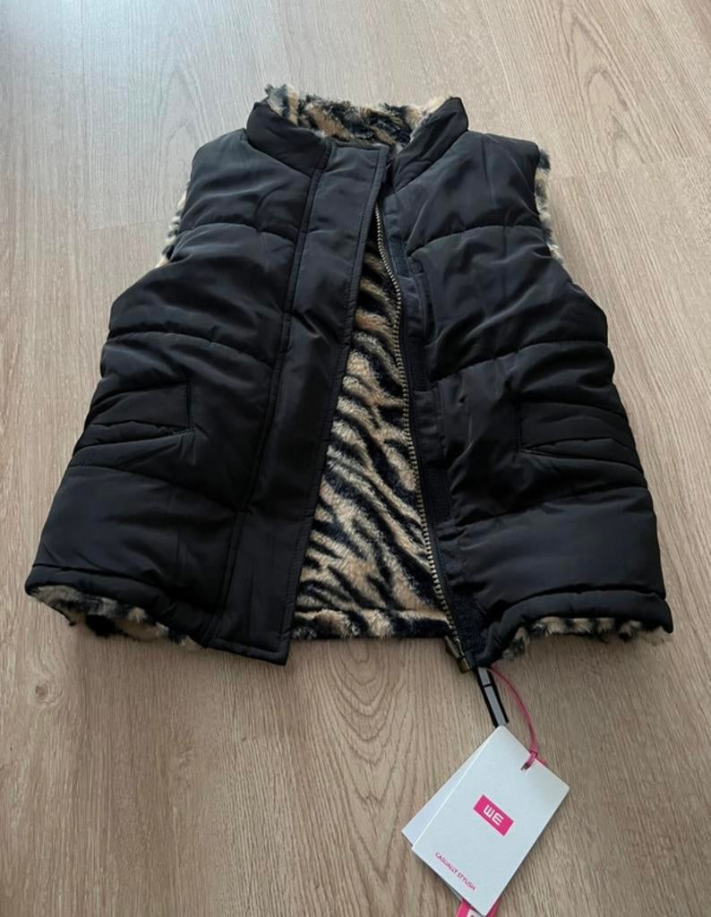 WE bodywarmer maat 98/104 nieuw, Kinderen en Baby's, Kinderkleding | Maat 98, Ophalen of Verzenden, Nieuw, Meisje, Jas
