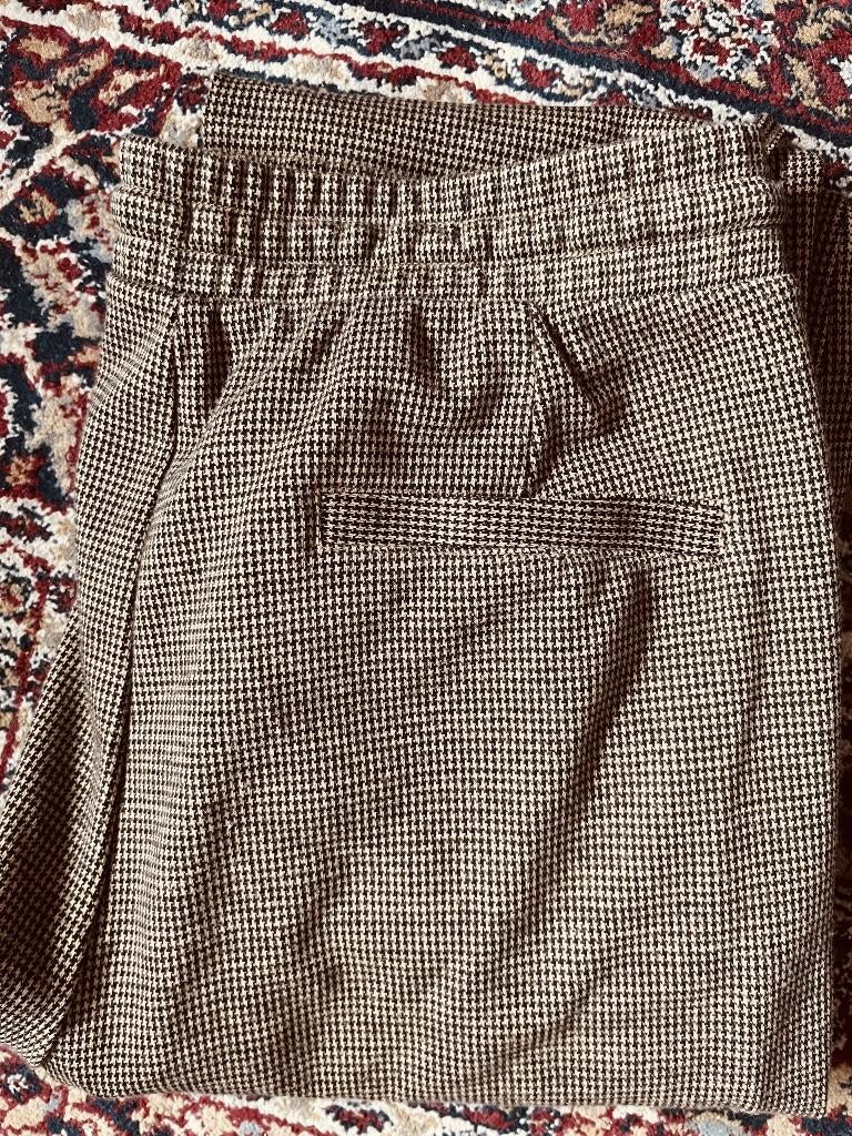 warme bruine geruite jogger Hema L zgan, Bruin, Verzenden, Maat 42/44 (L), Zo goed als nieuw