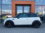 Mini Mini 1.6 Cooper|Panodak|Cruise|Stoelverwarming|Climate, Auto's, Mini, Voorwielaandrijving, Gebruikt, 750 kg, 4 cilinders