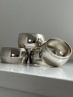 set van 4 verzilverde servetringen ovaal, Ophalen of Verzenden, Zo goed als nieuw, Overige materialen, Bestekset