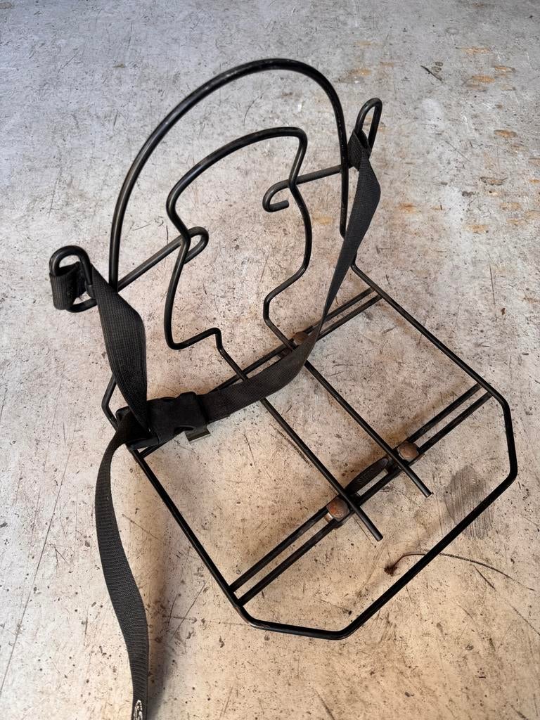 Monkey mee schooltasdrager, Ophalen, Zo goed als nieuw