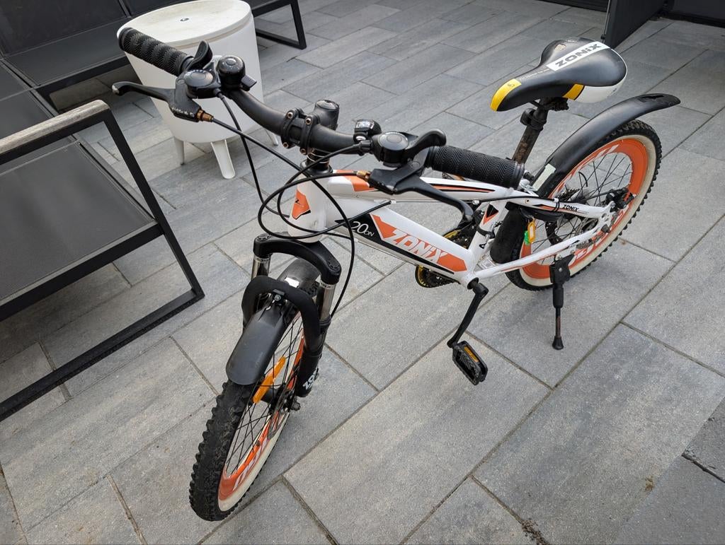 Zonix jongensfiets 20 inch - Zo goed als nieuw, Versnellingen, Zonix, Ophalen of Verzenden, Zo goed als nieuw