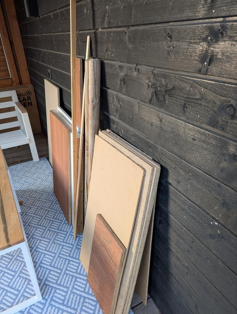 Houten plankjes en latjes, Ophalen