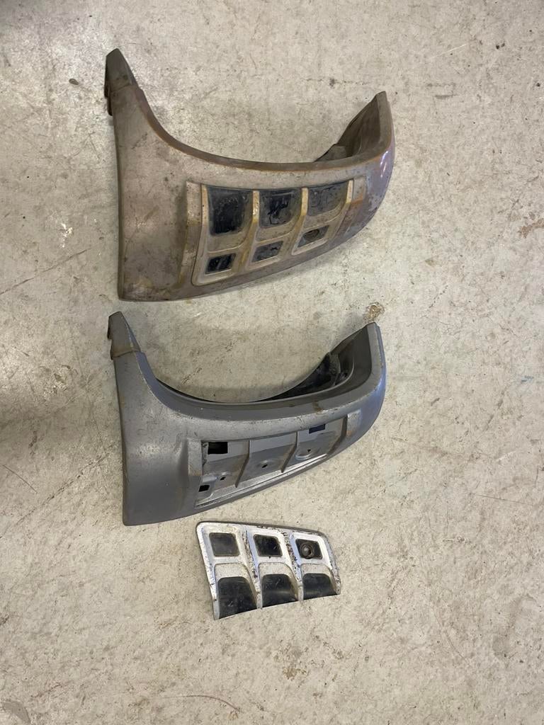 Toyota corolla ke25 gril hoeken gebruikt, Ophalen of Verzenden