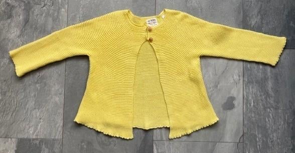 Gebreid vestje van Zara, maat 98 (qwe), Kinderen en Baby's, Meisje, Trui of Vest, Ophalen of Verzenden, Zo goed als nieuw