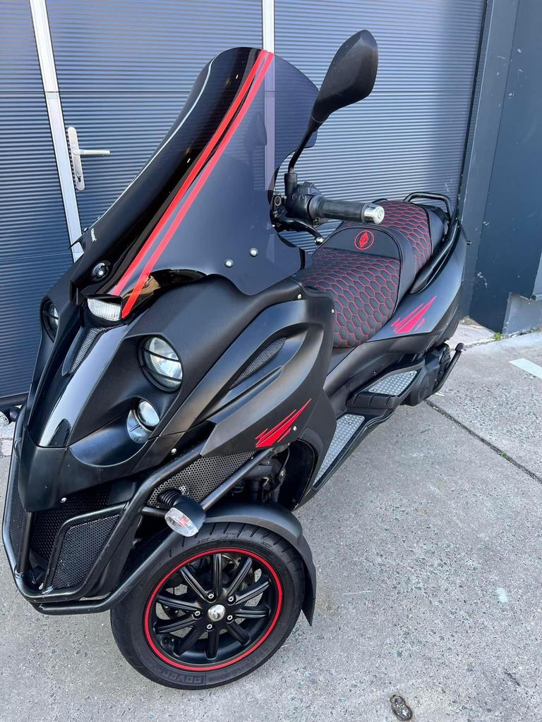 Custom zadels voor de piaggio mp3 125-500cc, Ophalen of Verzenden