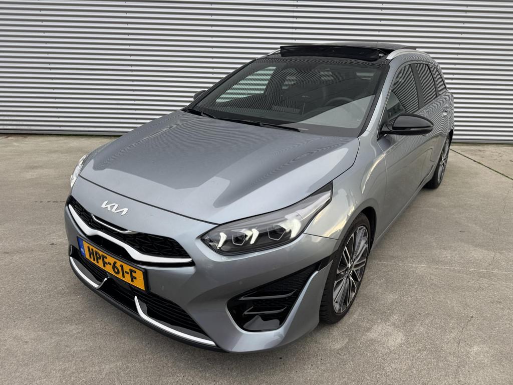 Kia Ceed Sportswagon 1.5 T-GDi GT-PlusLine Automaat|Panorama, Stof, Gebruikt, Euro 6, 4 cilinders
