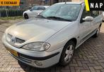 Renault Megane Break 1.8-16V 1e Eigenaar-NAP- Airco-Trekhaak, Auto's, Renault, Voorwielaandrijving, 1350 kg, Stof, Gebruikt