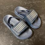 Slippers 28 sandalen elastiek, Gebruikt, Overige typen, Ophalen of Verzenden, Jongen
