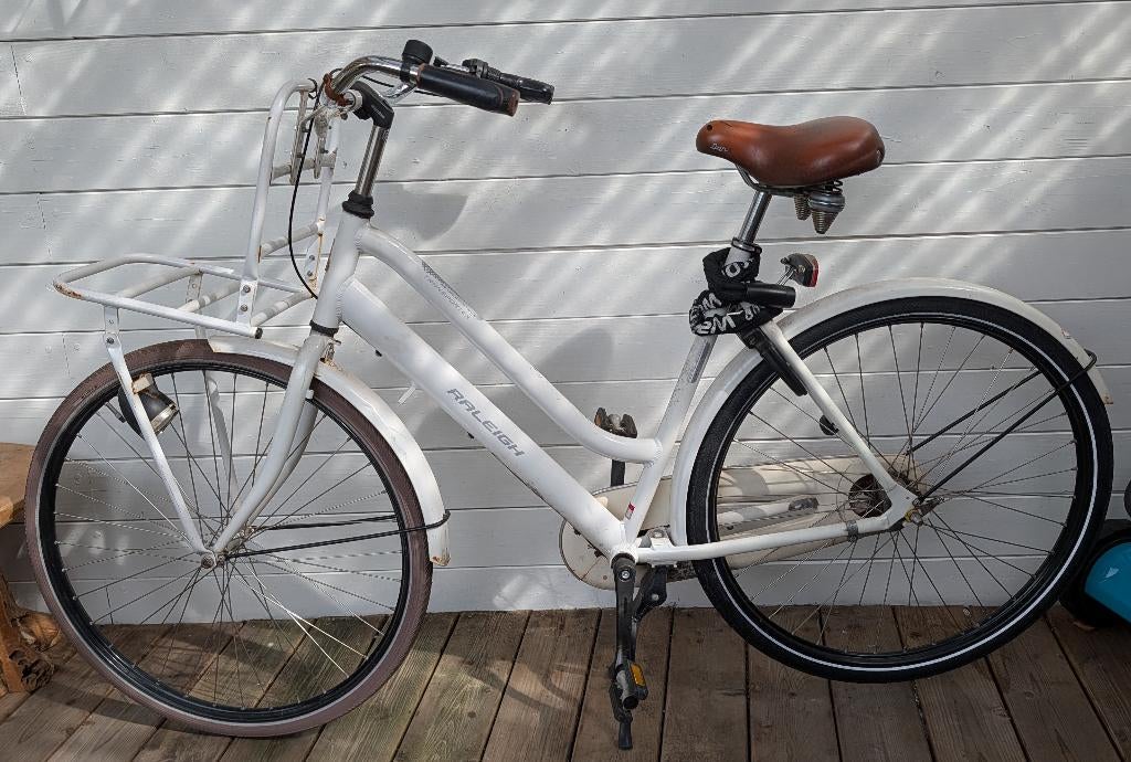 Witte Dames Fiets - Raleigh Transporter, Fietsen en Brommers, Terugtraprem, Ophalen, Overige merken, Gebruikt