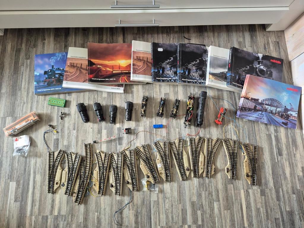 Marklin GROTE partij LOOP/SLOOP met locomotieven en wissels., Hobby en Vrije tijd, Wisselstroom, Gebruikt, Locomotief, Ophalen of Verzenden