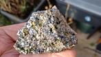 D51-03 Pyriet en ChalcoPyriet met Bulgarije, Ophalen of Verzenden, Mineraal