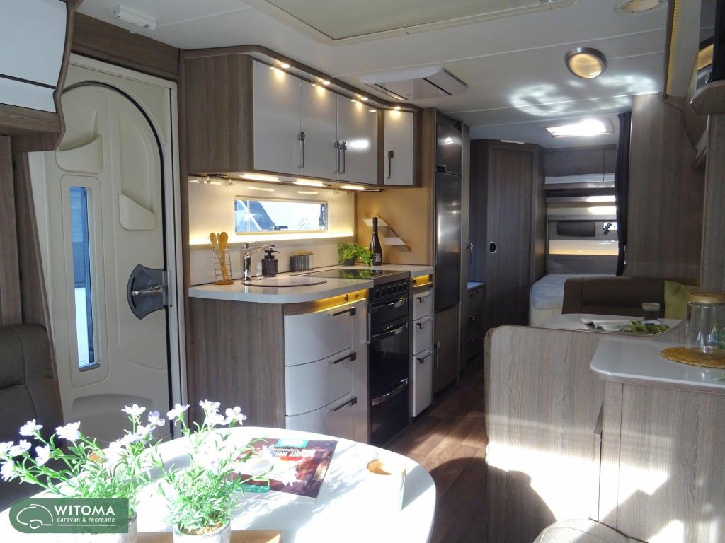 Kabe Royal 740 GXL € 41.281,- ex BTW, Bedrijf, Treinzit, Kabe, Schokbreker