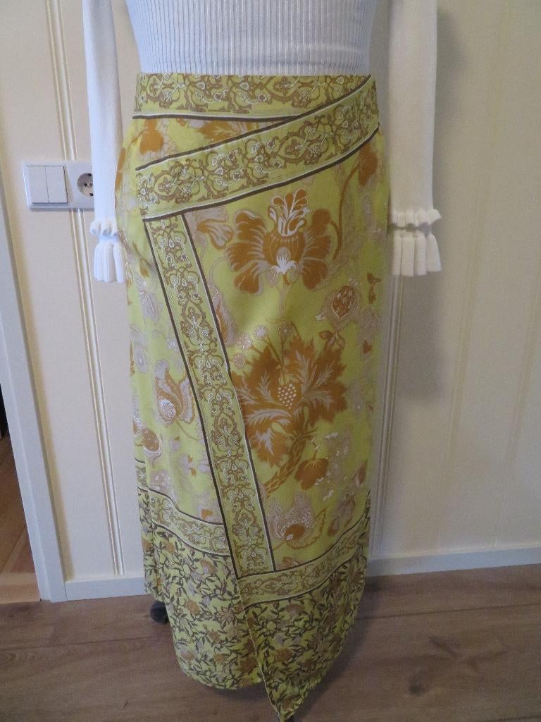 Dames overslag rok lang H&M maat 42 Z.G.A.N.geel, Kleding | Dames, Rokken, H&M, Geel, Maat 42/44 (L), Ophalen of Verzenden