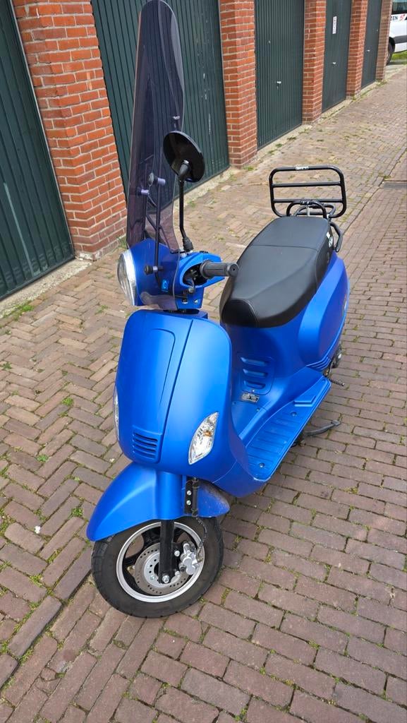 Iva Lux Snorbrommer / 4 takt 2017 / 850 km / 2E EIGENAAR, Zo goed als nieuw, Benzine, Ophalen, Overige merken