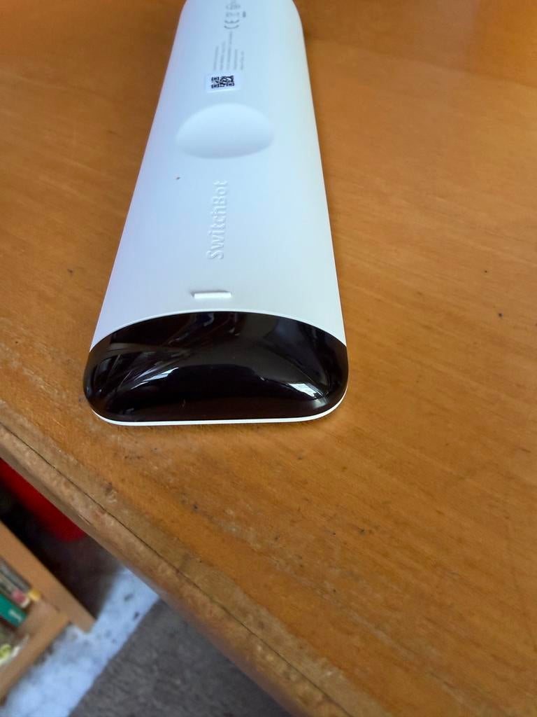 SwitchBot universele afstandsbediening, Universeel, Zo goed als nieuw, Met display, Ophalen