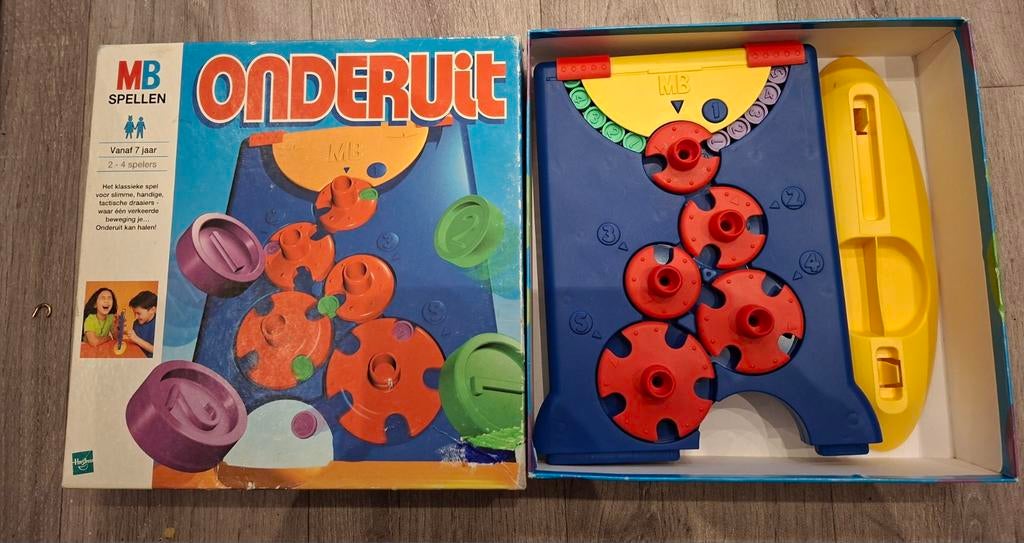 Onderuit spel compleet, Hobby en Vrije tijd, Gezelschapsspellen | Bordspellen, Ophalen of Verzenden, Zo goed als nieuw