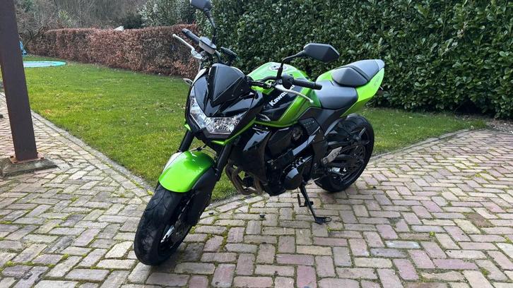 Kawasaki Z750r 2012 met weinig km's, Motoren, Motoren | Kawasaki, Particulier, Naked bike, meer dan 35 kW, 4 cilinders, Motorrijbewijs A