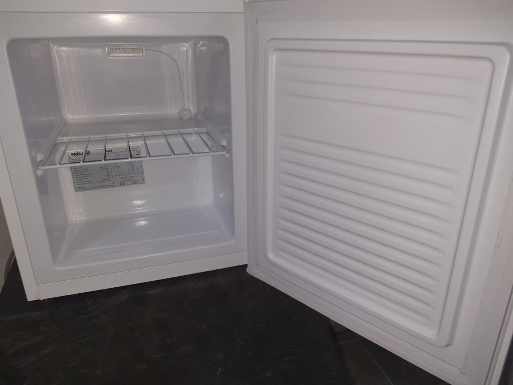 PROLINE mini vriezer werkt perfect, Minder dan 85 cm, Minder dan 60 cm, Zo goed als nieuw, Energieklasse A of zuiniger