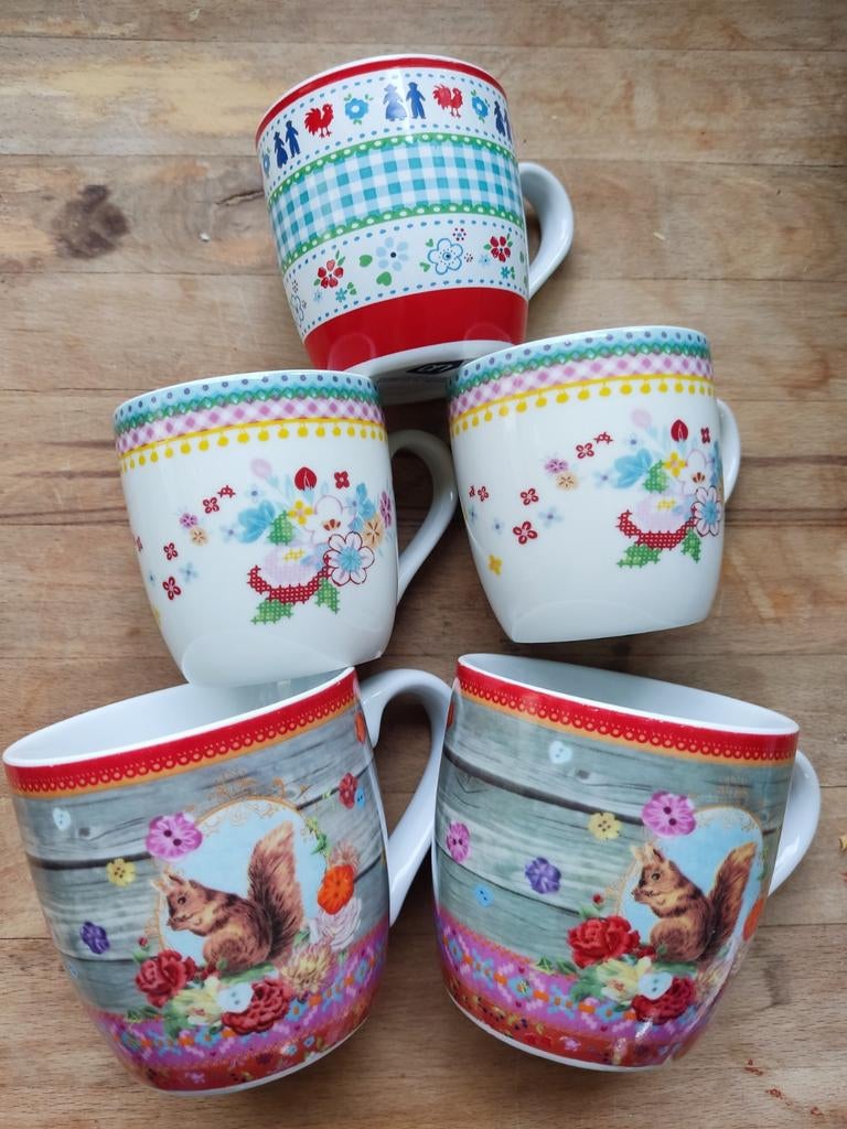 Set van 5 Albert Heijn spaarmokken, diverse designs, Huis en Inrichting, Keuken | Keukenbenodigdheden, Gebruikt, Overige typen