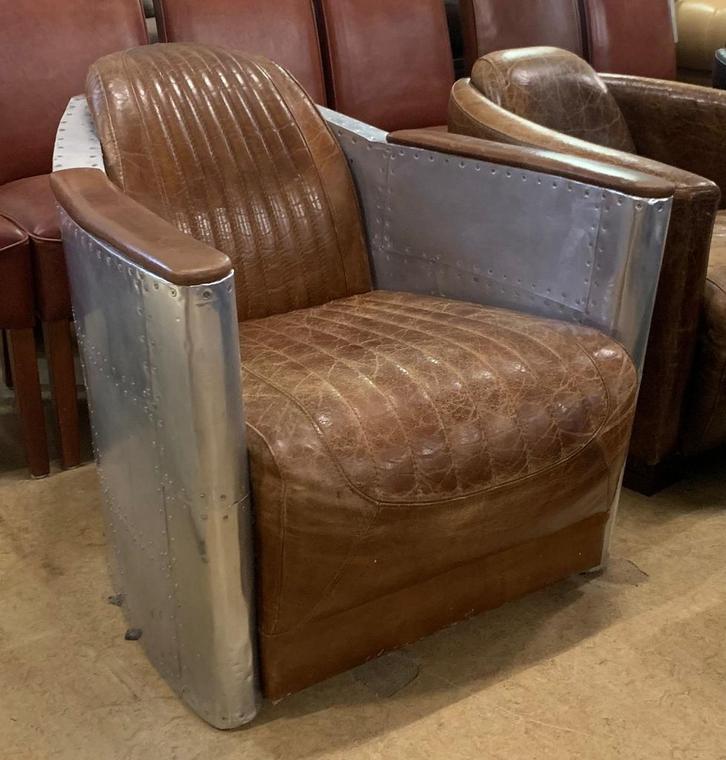 Prachtige Aviator Chair Bruin., Huis en Inrichting, Fauteuils, Gebruikt, Leer, Metaal, 50 tot 75 cm, 75 tot 100 cm, Ophalen of Verzenden