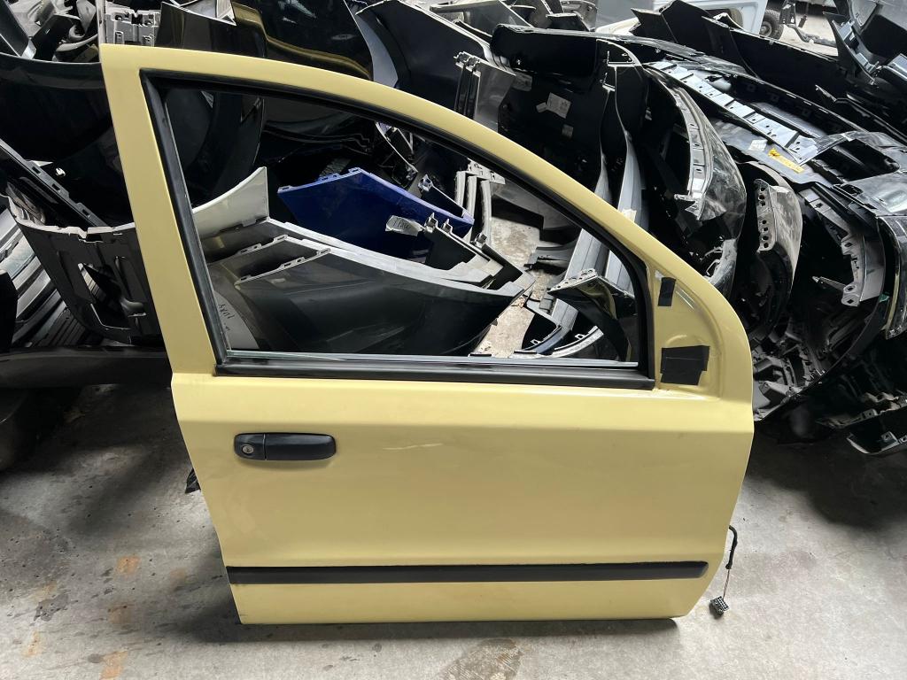 deur panda rechtsvoor geel compleet gril zwart vanaf 2004, Gebruikt, Fiat, Deur, Italy