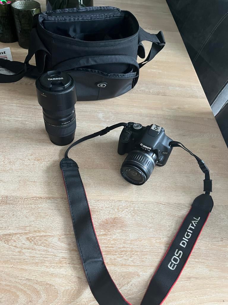 Canon EOS 500D spiegelreflexcamera met twee lenzen, Gebruikt, Spiegelreflex, Canon, Ophalen of Verzenden