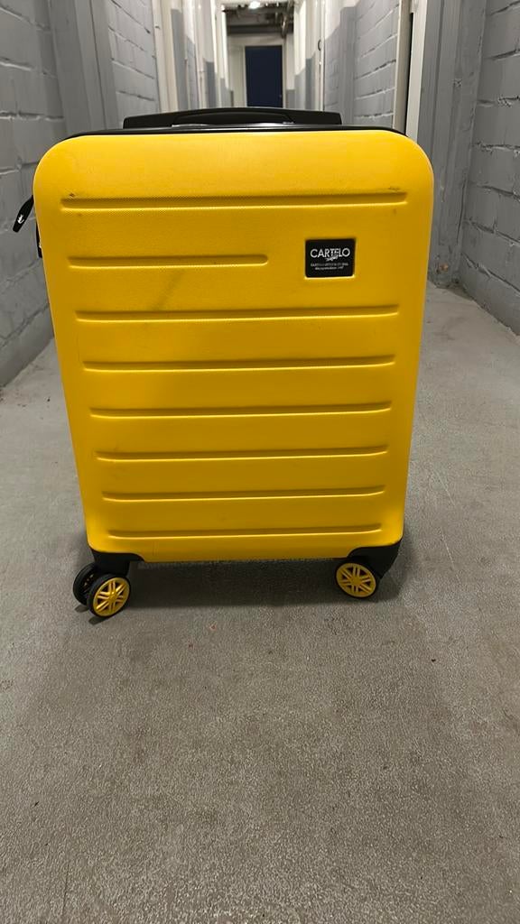 Koffers, Ophalen of Verzenden, Zo goed als nieuw, Hard kunststof