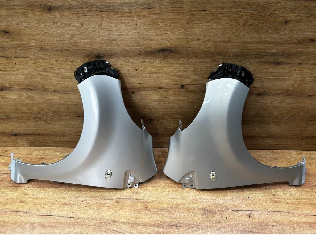 Citroen C1 Peugeot 107 Spatbord Links-Rechts KTB 2005-2013, Gebruikt, Citroën, Voor, Ophalen of Verzenden