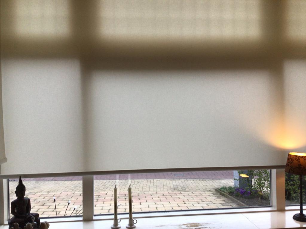 rolgordijn 3 maanden oud, Ophalen of Verzenden, Zo goed als nieuw, Minder dan 10 m², Tapijt