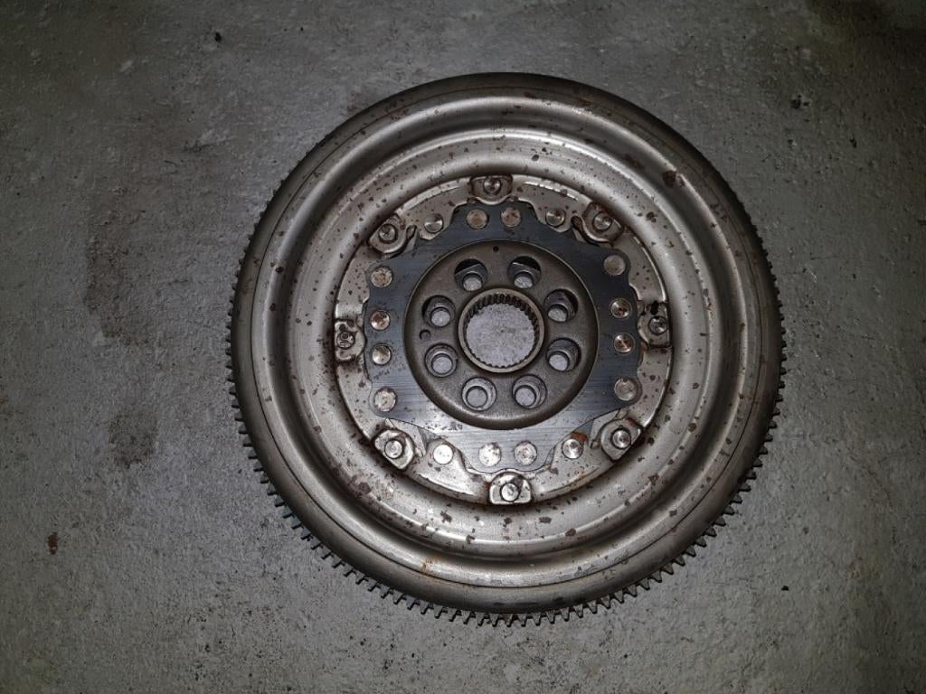 Vliegwiel Volkswagen Golf 2.0 TSi DSG 2010 (2-massa), Ophalen of Verzenden