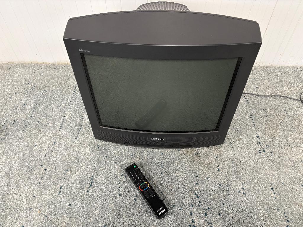 Sony Trinitron 21 inch CRT tv + remote jaren 90, Audio, Tv en Foto, Vintage Televisies, Ophalen of Verzenden, Gebruikt, 40 tot 60 cm