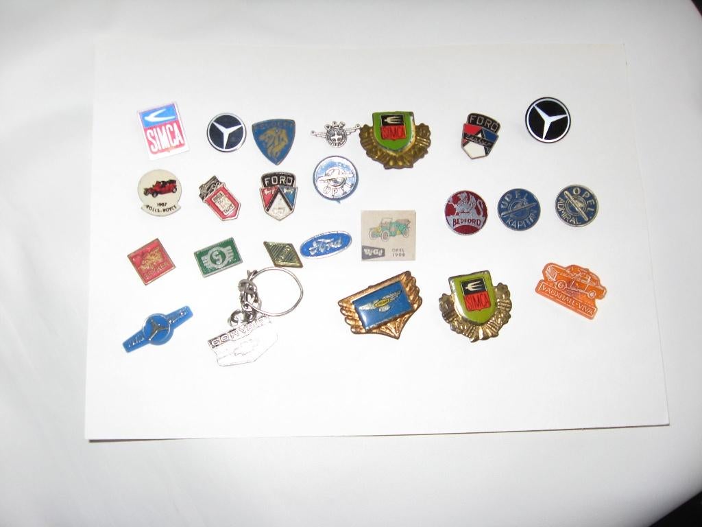 35 auto speldjes O,a, Daf,simca ,opel ,Renault,, Verzamelen, Speldjes, Pins en Buttons, Zo goed als nieuw, Speldje of Pin, Merk