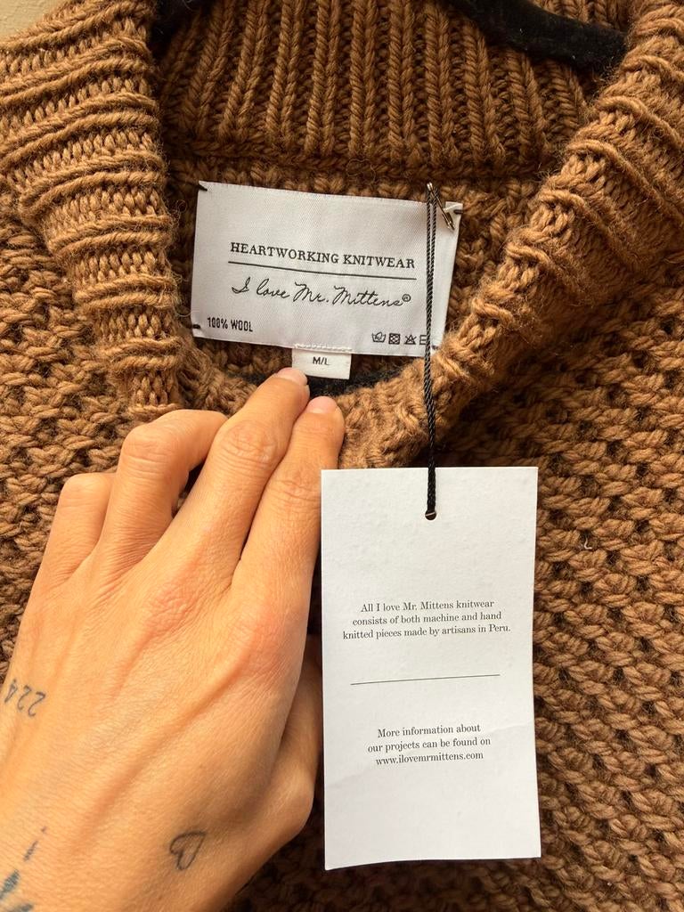 I love mr mittens trui nieuw, Ophalen, Zo goed als nieuw