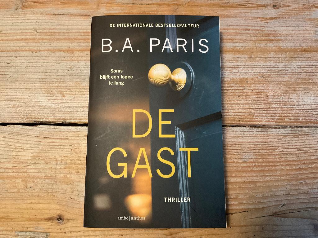 B.A. PARIS   DE GAST, Boeken, Thrillers, Ophalen of Verzenden, Nieuw, B.A. Paris