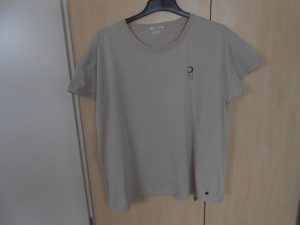 Mooi shirt maat XXL van Revelation, Kleding | Heren, Grote Maten, Beige, Shirt, Ophalen of Verzenden, Gedragen