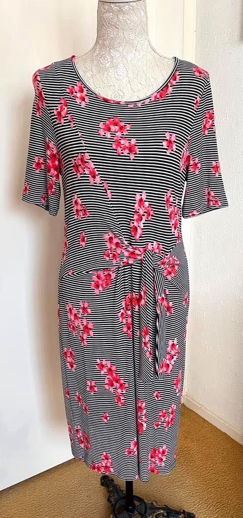 Frank Walder jurk maat 38, Kleding | Dames, Jurken, Zo goed als nieuw, Maat 38/40 (M), Overige kleuren, Knielengte, Ophalen of Verzenden