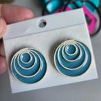 Vintage oorbellen, Sieraden, Tassen en Uiterlijk, Oorbellen, Ophalen of Verzenden, Overige materialen