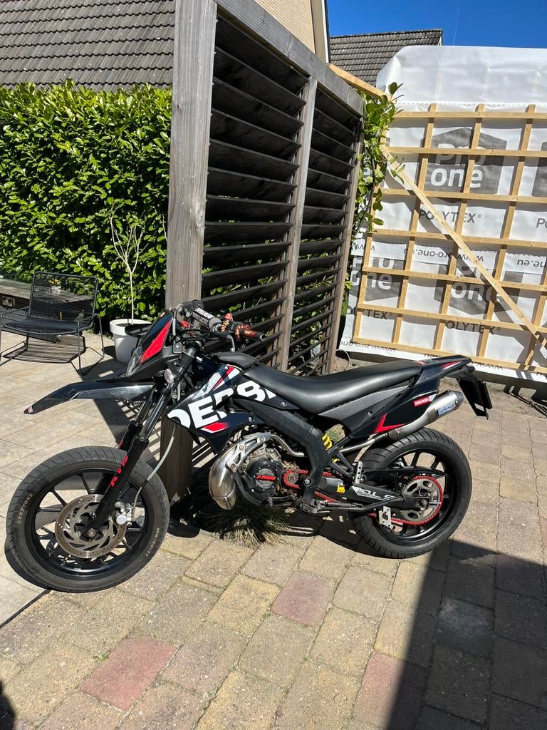 Derbi senda DRD xtreme 2007, Fietsen en Brommers, Brommers | Derbi, Gebruikt, Maximaal 45 km/u, Ophalen