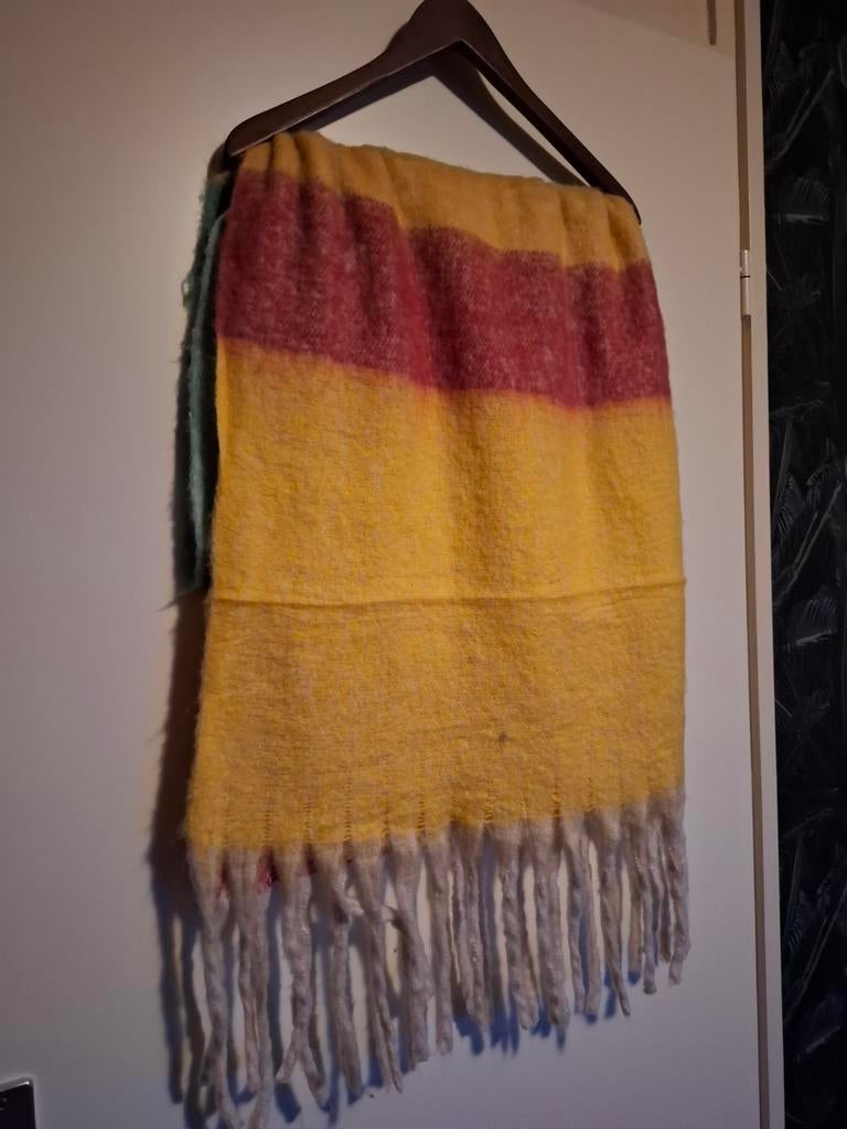 Nieuwe sjaal, Ophalen of Verzenden, Nieuw, Maat 46/48 (XL) of groter, Sjaal