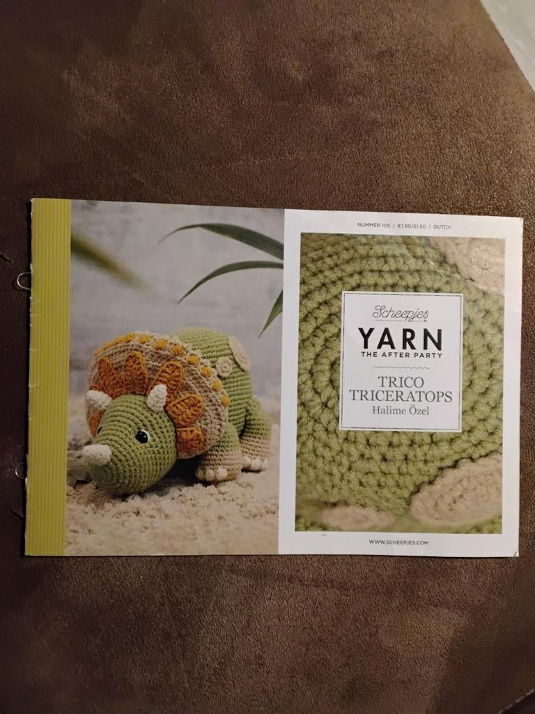 Haakpatroon Trico Triceratops, Ophalen of Verzenden, Zo goed als nieuw, Haken, Patroon of Boek