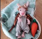 Reborn siliconen baby konijn met accessoires, Verzamelen, Poppen, Ophalen of Verzenden, Zo goed als nieuw, Overige typen