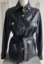 PINKO Zwarte imitatie leren jas met ceintuur. Maat S, Kleding | Dames, Ophalen of Verzenden, Zo goed als nieuw, Maat 36 (S), Zwart