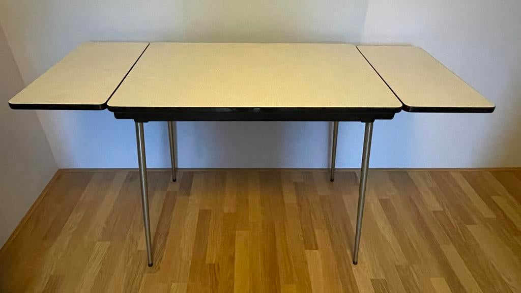 Formica jaren 50 uitschuifbare tafel - vintage charme, Huis en Inrichting, Tafels | Eettafels, Ophalen, Kunststof, Gebruikt, 100 tot 150 cm