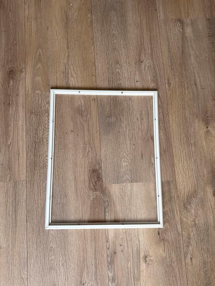 Ikea FISKBO lijst wit, Huis en Inrichting, Woonaccessoires | Lijsten, Gebruikt, Minder dan 50 cm, Kunststof, Ophalen