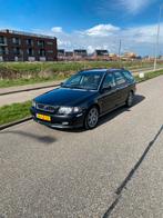 Volvo V40 2.0 I 16V 2003 Zwart, Auto's, Volvo, Voorwielaandrijving, 136 pk, 4 cilinders, Leder en Stof