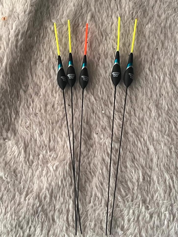 adv 203 / NIEUW set 5 dobbers SPRO, Watersport en Boten, Hengelsport | Witvissen, Nieuw, Dobber of Lood, Ophalen of Verzenden